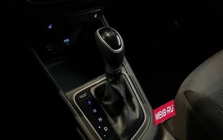 Hyundai Solaris II рестайлинг, 2021 год, 1 600 000 рублей, 25 фотография