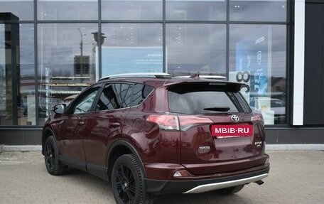Toyota RAV4, 2018 год, 1 980 000 рублей, 7 фотография