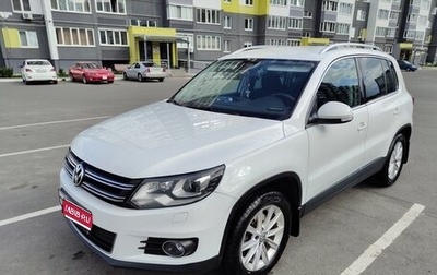 Volkswagen Tiguan I, 2014 год, 2 100 000 рублей, 1 фотография