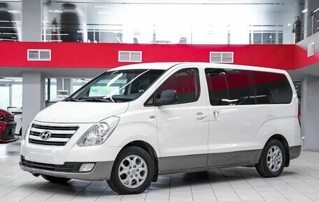 Hyundai H-1 II рестайлинг, 2015 год, 1 849 000 рублей, 1 фотография
