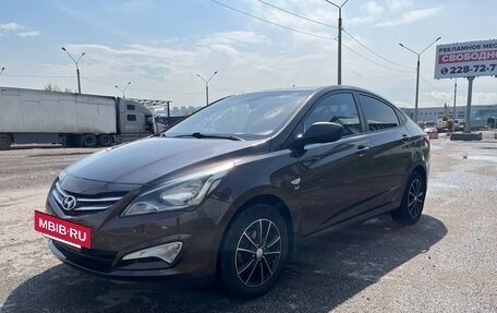 Hyundai Solaris II рестайлинг, 2014 год, 1 050 000 рублей, 3 фотография