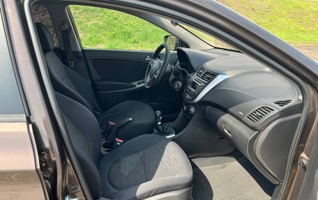 Hyundai Solaris II рестайлинг, 2014 год, 1 050 000 рублей, 16 фотография