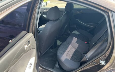 Hyundai Solaris II рестайлинг, 2014 год, 1 050 000 рублей, 19 фотография