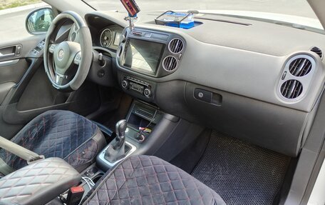 Volkswagen Tiguan I, 2014 год, 2 100 000 рублей, 10 фотография