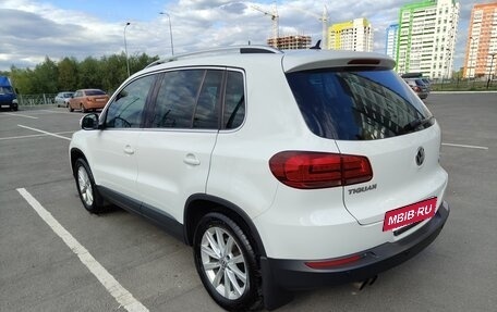 Volkswagen Tiguan I, 2014 год, 2 100 000 рублей, 3 фотография