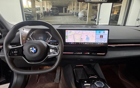 BMW 5 серия, 2024 год, 6 250 000 рублей, 18 фотография