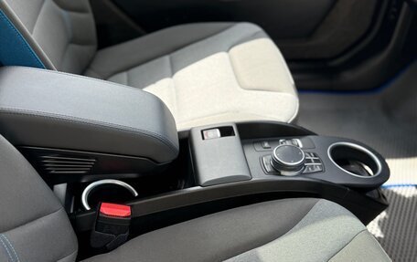 BMW i3 I01 рестайлинг, 2019 год, 3 000 000 рублей, 14 фотография