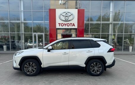 Toyota RAV4, 2022 год, 3 790 000 рублей, 8 фотография