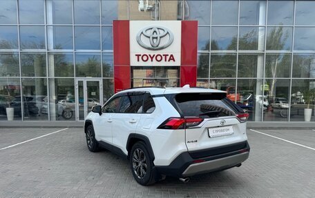 Toyota RAV4, 2022 год, 3 790 000 рублей, 7 фотография