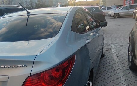 Hyundai Solaris II рестайлинг, 2011 год, 450 000 рублей, 4 фотография