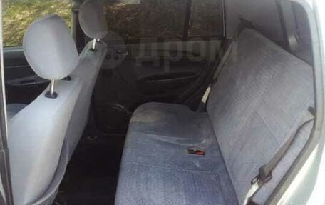 Daihatsu Mira VI, 2003 год, 375 000 рублей, 4 фотография