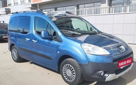 Peugeot Partner II рестайлинг 2, 2012 год, 675 000 рублей, 2 фотография