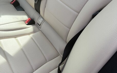 Mercedes-Benz C-Класс, 2018 год, 3 950 000 рублей, 17 фотография