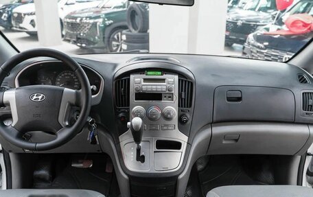 Hyundai Grand Starex Grand Starex I рестайлинг 2, 2012 год, 1 699 000 рублей, 8 фотография