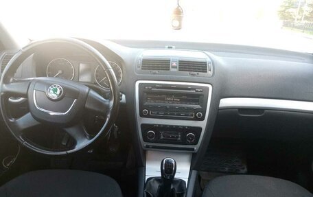 Skoda Octavia, 2011 год, 950 000 рублей, 7 фотография