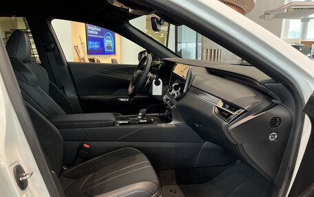 Lexus RX IV рестайлинг, 2024 год, 12 690 000 рублей, 15 фотография