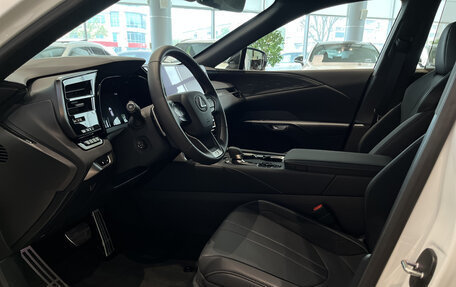 Lexus RX IV рестайлинг, 2024 год, 12 690 000 рублей, 20 фотография