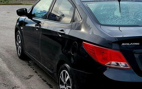 Hyundai Solaris II рестайлинг, 2016 год, 1 000 000 рублей, 3 фотография