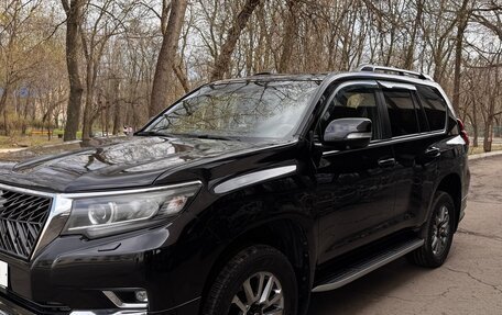 Toyota Land Cruiser Prado 150 рестайлинг 2, 2017 год, 4 499 000 рублей, 11 фотография