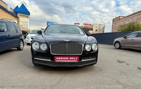 Bentley Flying Spur II, 2013 год, 3 999 000 рублей, 10 фотография