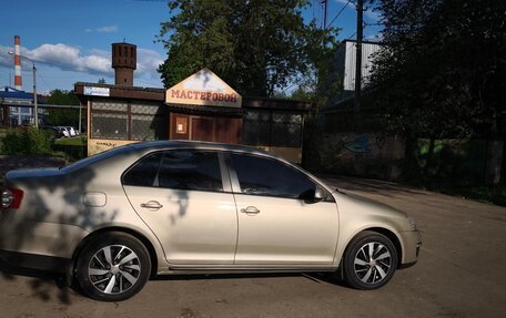 Volkswagen Jetta VI, 2008 год, 700 000 рублей, 7 фотография