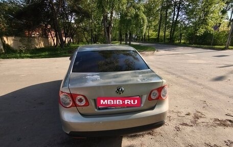 Volkswagen Jetta VI, 2008 год, 700 000 рублей, 5 фотография