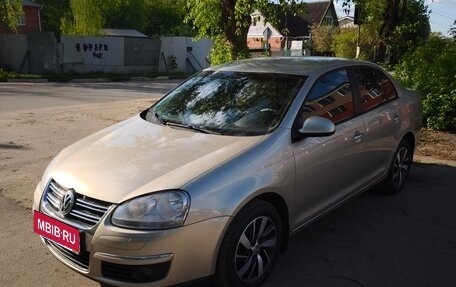 Volkswagen Jetta VI, 2008 год, 700 000 рублей, 2 фотография