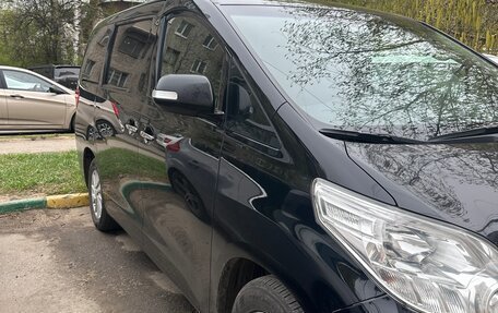 Toyota Alphard III, 2013 год, 2 590 000 рублей, 2 фотография