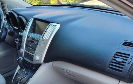 Lexus RX II рестайлинг, 2005 год, 1 750 000 рублей, 17 фотография
