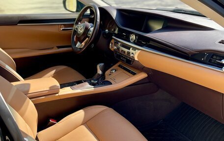 Lexus ES VII, 2017 год, 2 930 000 рублей, 8 фотография