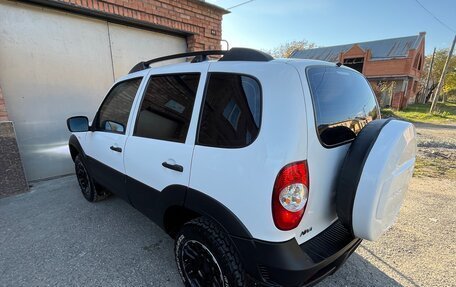 Chevrolet Niva I рестайлинг, 2016 год, 890 000 рублей, 13 фотография