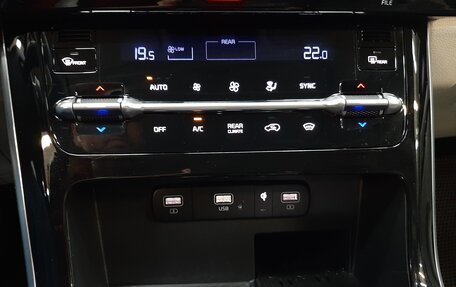 KIA Carnival, 2021 год, 3 499 000 рублей, 23 фотография
