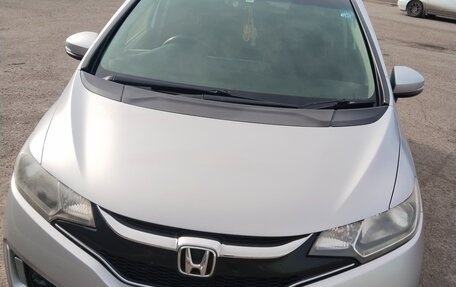 Honda Fit III, 2016 год, 1 000 000 рублей, 1 фотография
