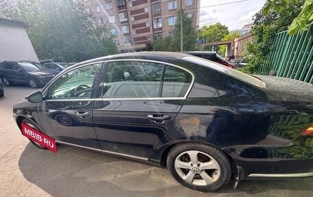 Volkswagen Passat B7, 2013 год, 700 000 рублей, 3 фотография
