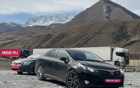 Toyota Avensis III рестайлинг, 2011 год, 1 250 000 рублей, 2 фотография