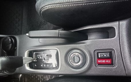 Mitsubishi Outlander III рестайлинг 3, 2013 год, 1 495 000 рублей, 10 фотография