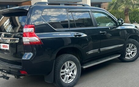 Toyota Land Cruiser Prado 150 рестайлинг 2, 2016 год, 4 350 000 рублей, 2 фотография