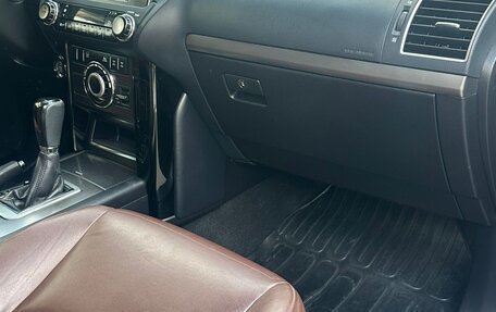 Toyota Land Cruiser Prado 150 рестайлинг 2, 2016 год, 4 350 000 рублей, 8 фотография