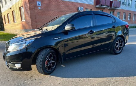 KIA Rio III рестайлинг, 2016 год, 1 000 000 рублей, 6 фотография