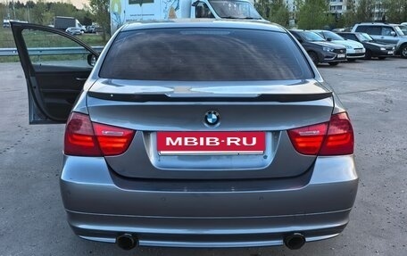 BMW 3 серия, 2011 год, 930 000 рублей, 2 фотография