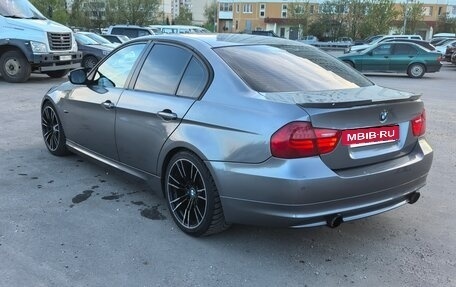 BMW 3 серия, 2011 год, 930 000 рублей, 6 фотография