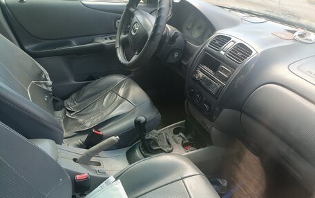 Mazda 323, 2003 год, 210 000 рублей, 4 фотография