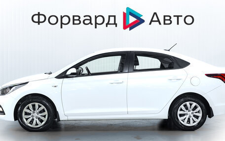 Hyundai Solaris II рестайлинг, 2017 год, 1 350 000 рублей, 4 фотография