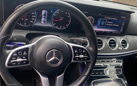 Mercedes-Benz E-Класс, 2019 год, 3 820 000 рублей, 17 фотография
