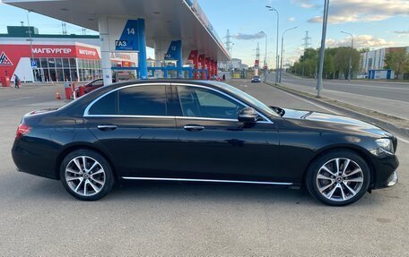 Mercedes-Benz E-Класс, 2019 год, 3 820 000 рублей, 15 фотография