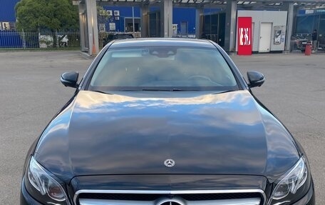 Mercedes-Benz E-Класс, 2019 год, 3 820 000 рублей, 8 фотография