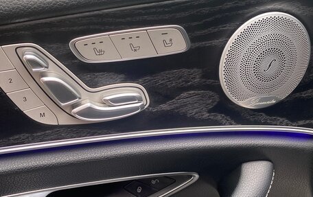 Mercedes-Benz E-Класс, 2019 год, 3 820 000 рублей, 19 фотография