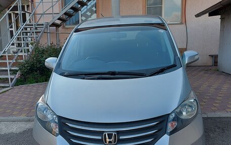Honda Freed I, 2011 год, 1 190 000 рублей, 6 фотография