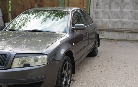 Skoda Superb III рестайлинг, 2005 год, 600 000 рублей, 16 фотография