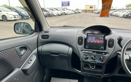 Toyota FunCargo, 2003 год, 699 999 рублей, 14 фотография
